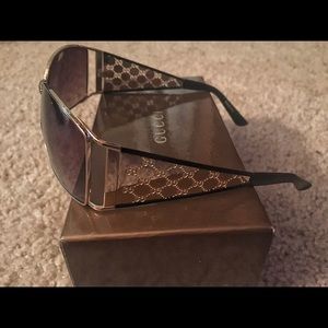 Unisex GUCCI Gold Sunglasses